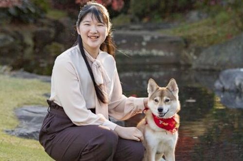 Công chúa Aiko sắp đón tuổi thành niên, sẽ không có vương miện mới như cựu Công chúa Mako