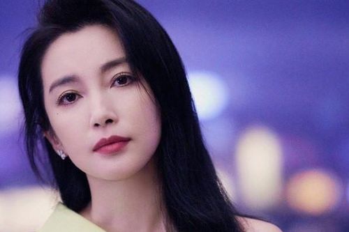 Lý Băng Băng thừa nhận gặp vấn đề sức khỏe ở tuổi 48
