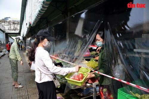 Gần 80% chợ truyền thống ở TP Hồ Chí Minh đã khôi phục hoạt động