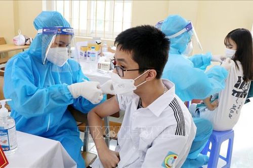 Phú Thọ đồng loạt tiêm vaccine phòng COVID-19 cho lứa tuổi 12 - 17 tuổi