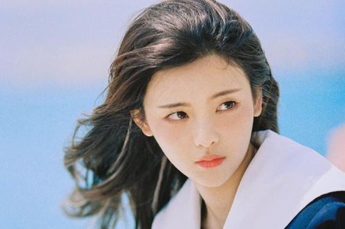 Dương Siêu Việt thành bà chủ ở tuổi 23: Sáng lập hai công ty riêng, hợp tác làm ăn với sao nam kỳ cựu