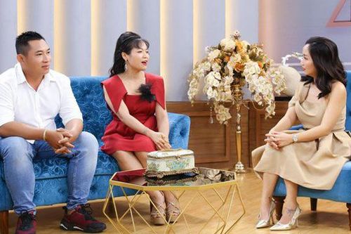 Ốc Thanh Vân sốc với cặp vợ chồng không sinh con, nuôi hơn 300 chó, mèo bị bỏ rơi
