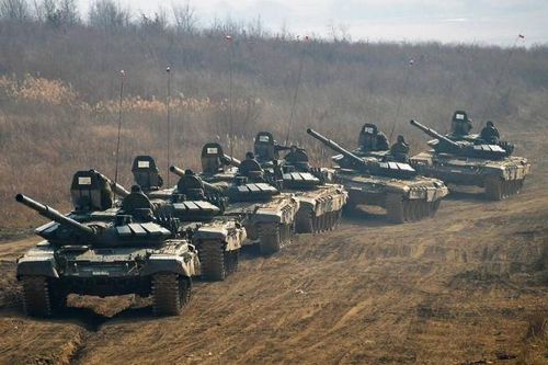 Quân đội Nga áp sát Ukraine, Mỹ sẽ cung cấp thêm vũ khí uy lực cho Kiev?
