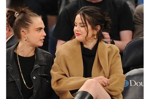 Hành trình 'lột xác' của Selena Gomez
