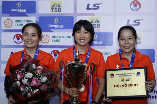 HLV Kim Chi: Chúng tôi sẽ nhớ hoài chức vô địch này