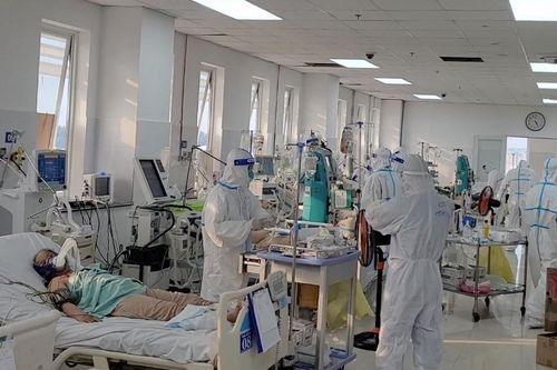 Thành lập đoàn kiểm tra, giám sát công tác điều trị, phòng chống dịch COVID-19