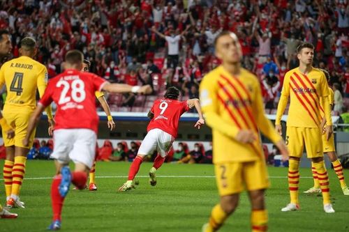 UEFA Champions League: Những cựu vương đang 'hấp hối'