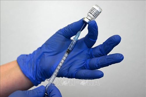 Châu Âu phê duyệt vaccine ngừa COVID-19 cho trẻ em