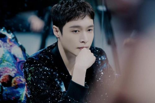 Ca khúc hit 'Lit' của Lay Trương Nghệ Hưng từng bị nhiều ca sĩ đạo nhạc?