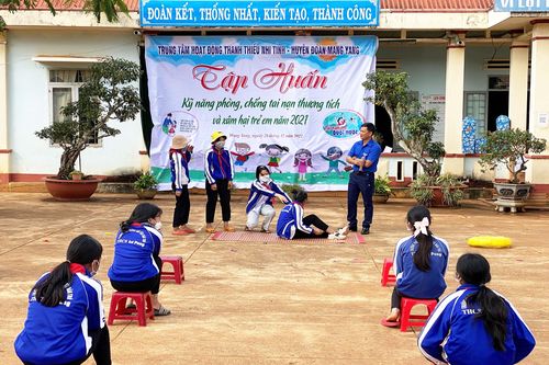 Tập huấn kỹ năng phòng-chống tai nạn thương tích và xâm hại trẻ em