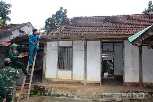 Gắn kết tình quân dân bền chặt