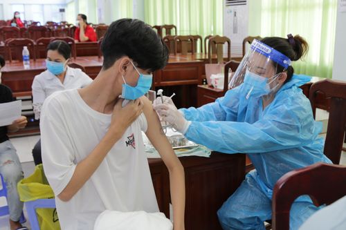 Kiên Giang: Chưa tiêm vacccine sẽ bị hạn chế dự tuyển vào làm ở khu công nghiệp