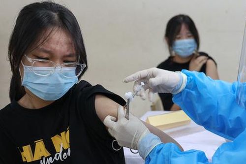 Hà Nội phát hiện 264 ca nhiễm mới, gần 98% học sinh cấp 3 đã tiêm vaccine COVID-19