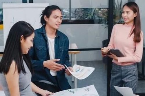 Nhân viên trẻ không còn muốn bị quản lý