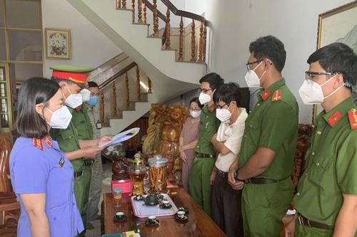 Nguyên Hiệu trưởng Trường Cao đẳng nghề Bình Phước bị bắt về hành vi tham ô tài sản
