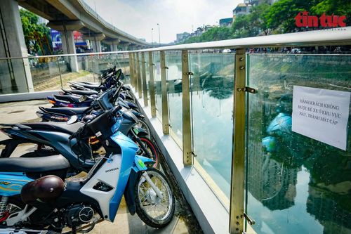 Hà Nội chấn chỉnh vi phạm trông giữ xe tại khu vực nhà ga đường sắt Cát Linh - Hà Đông