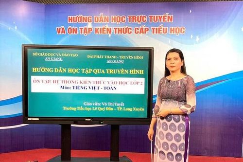 Cho học sinh tiểu học tạm nghỉ học online: Cần có chiến lược cụ thể