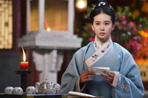 Tuyển chọn cung tần, mỹ nữ của hoàng đế Trung Hoa: Khó hơn thi hoa hậu ngày nay, một chi tiết kiểm tra rất kỹ lưỡng