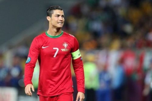 Ronaldo dễ mất World Cup 2022 khi Bồ Đào Nha chung nhánh play-off với Ý