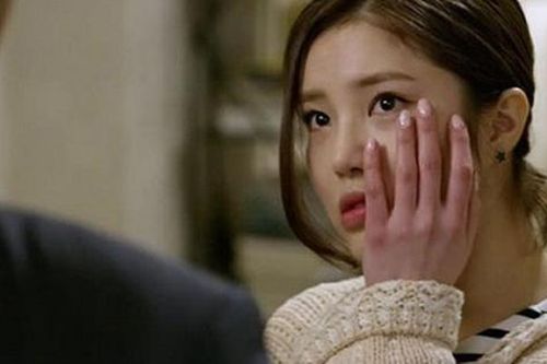 Bắt gặp việc làm kinh khủng của mẹ chồng, tôi vừa lên tiếng thì chồng đòi li hôn