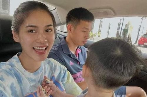 Hùng Dũng đã hội quân và ra sân tập luyện chiều nay