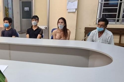 Phá băng nhóm chuyên giả gái bán dâm để chiếm đoạt tài sản