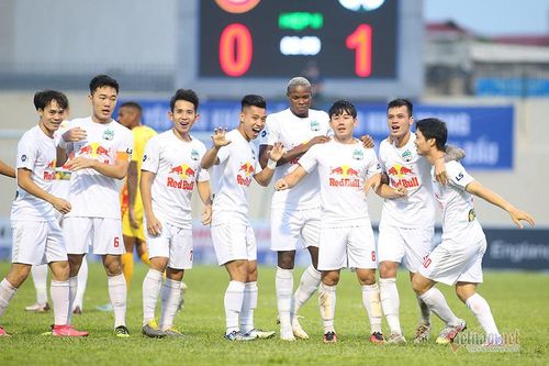 VPF thất thu vì Covid-19, HAGL trở lại đấu trường châu Á