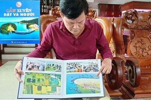 Lùm xùm xung quanh quyển sách ảnh 'Cẩm Xuyên đất và người'