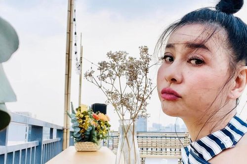 Cát Phượng tiết lộ 'không ngủ được, ăn mới hết ói', phải uống thuốc ngủ khiến netizen lo lắng