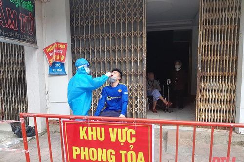 Phong tỏa tạm thời các cụm dân cư thuộc phường Lam Sơn và Trường Thi (TP Thanh Hóa)