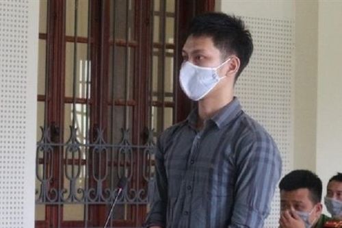 Đòi tiền không được, tưới xăng đốt con nợ