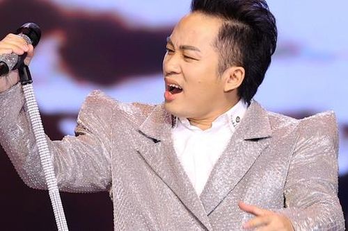 Tùng Dương kể về ấu thơ xa cha mẹ chục năm và người ảnh hưởng đến sự nghiệp âm nhạc