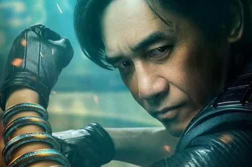 Lương Triều Vỹ kể chuyện đóng phim: Không muốn chỉ đơn giản là phản diện trong 'Shang-Chi'