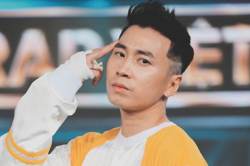 Karik có thiếu công bằng ở Rap Việt?