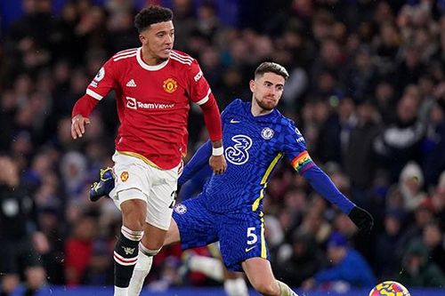 Chelsea 1-1 MU: Sancho trừng phạt sai lầm của Jorginho