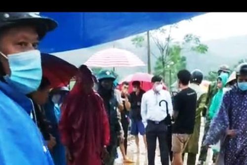 Xác minh danh tính người phụ nữ bị lũ cuốn trôi trên sông An Lão