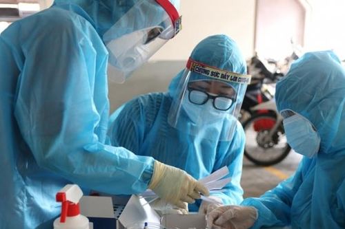Không hoang mang, nhưng không chủ quan trước biến chủng Omicron