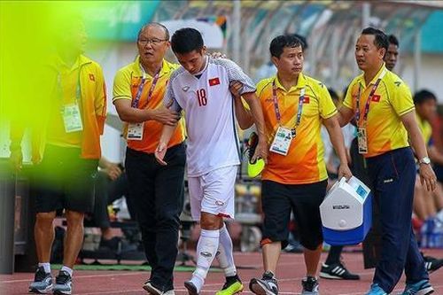 Đội tuyển Việt Nam: Không nên vội với Đỗ Hùng Dũng ở AFF Cup 2020