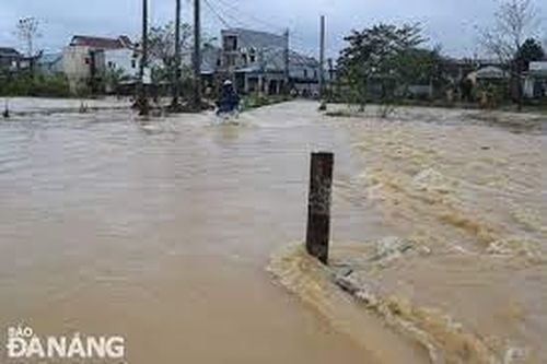 Cảnh báo lũ trên các sông, đề phòng ảnh hưởng an toàn hồ chứa
