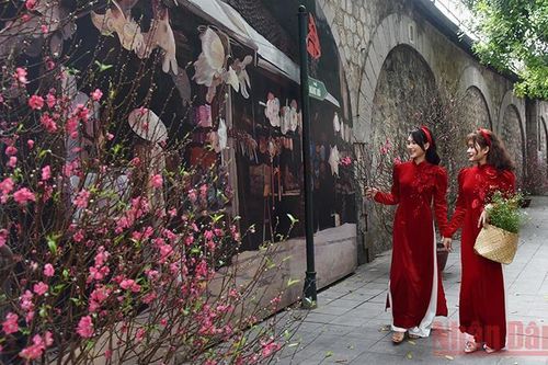 Người lao động được nghỉ 3 ngày dịp Tết Dương lịch 2022Tin khácPhấn đấu bệnh viện luôn là 'vùng xanh' trong phòng chống dịchThông báo nội dung kỳ họp thứ sáu (kỳ họp chuyên đề) HĐND tỉnh khóa XVII, nhiệm kỳ 2021- 2026