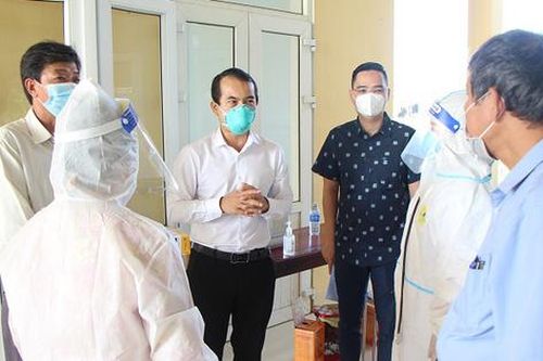 Huế triển khai tuần cao điểm tầm soát COVID-19, phấn đấu 100% hộ gia đình được test nhanh