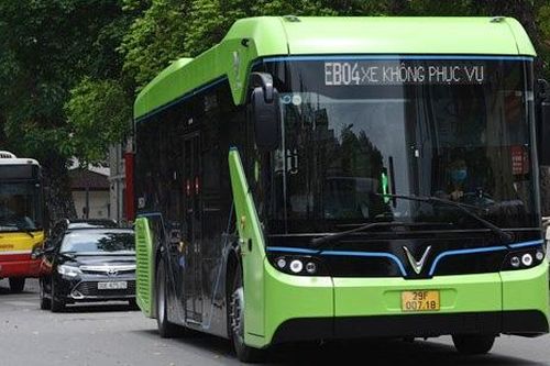 Dự kiến triển khai thí điểm xe buýt điện trên địa bàn Hà Nội từ 2/12