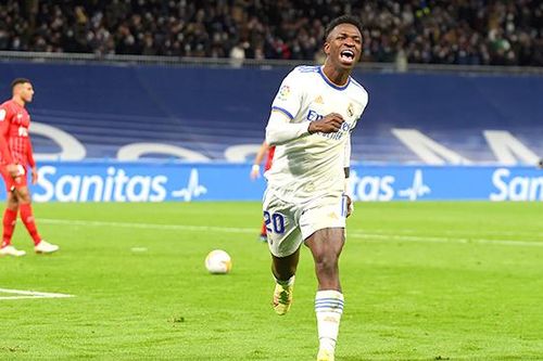 Real Madrid độc chiếm ngôi đầu: Vinicius trên đường trở thành ngôi sao