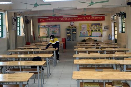 Học sinh thành phố Thái Bình trở lại trường
