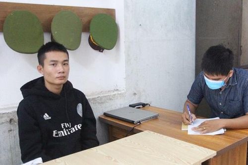 Bắt đối tượng chuyên đột nhập trường học khoắng tài sản