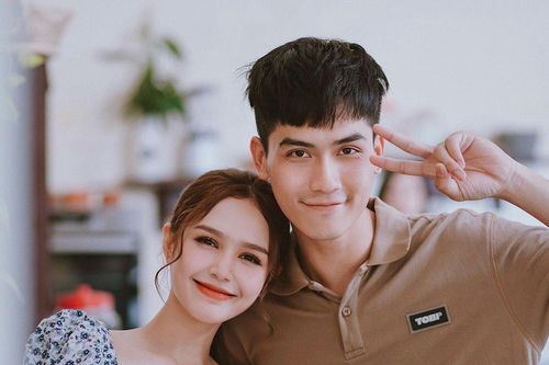Lộ danh tính trai đẹp chụp ảnh tình tứ cùng hot girl Xoài Non