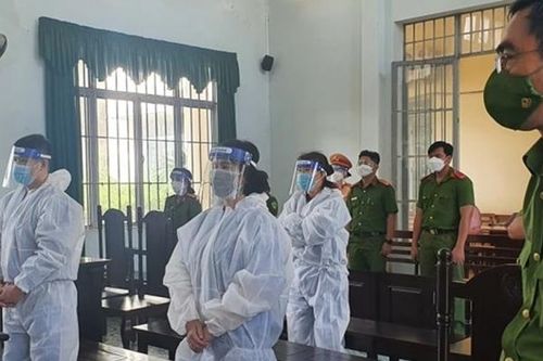 'Bà trùm' bảo kê Loan 'cá' bị đề nghị mức án 5-6 năm tù
