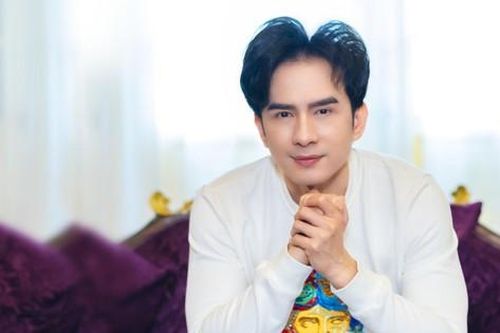 Đan Trường mong hết dịch để trở về Việt Nam hát tặng khán giả