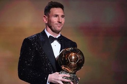 Messi giành Quả bóng Vàng 2021; Ông Park chốt danh sách ĐT Việt Nam dự AFF Cup 2020