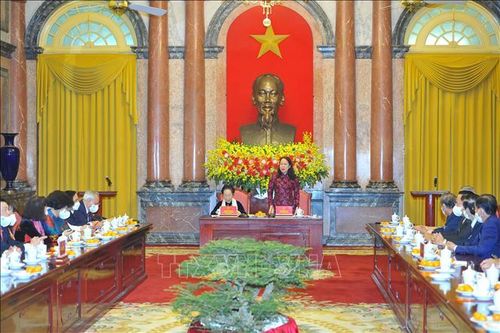 Phó Chủ tịch nước gặp mặt Đoàn đại biểu dự Đại hội Hội Khuyến học Việt Nam lần thứ VI